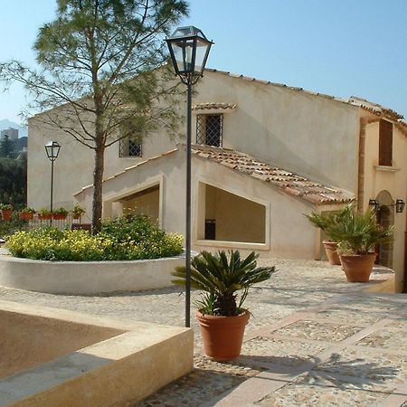 Agriturismo Villa Cefala Санта-Флавия Экстерьер фото