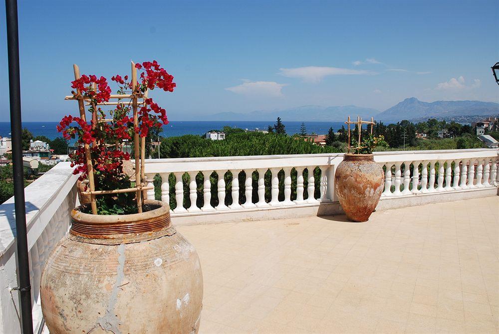 Agriturismo Villa Cefala Санта-Флавия Экстерьер фото