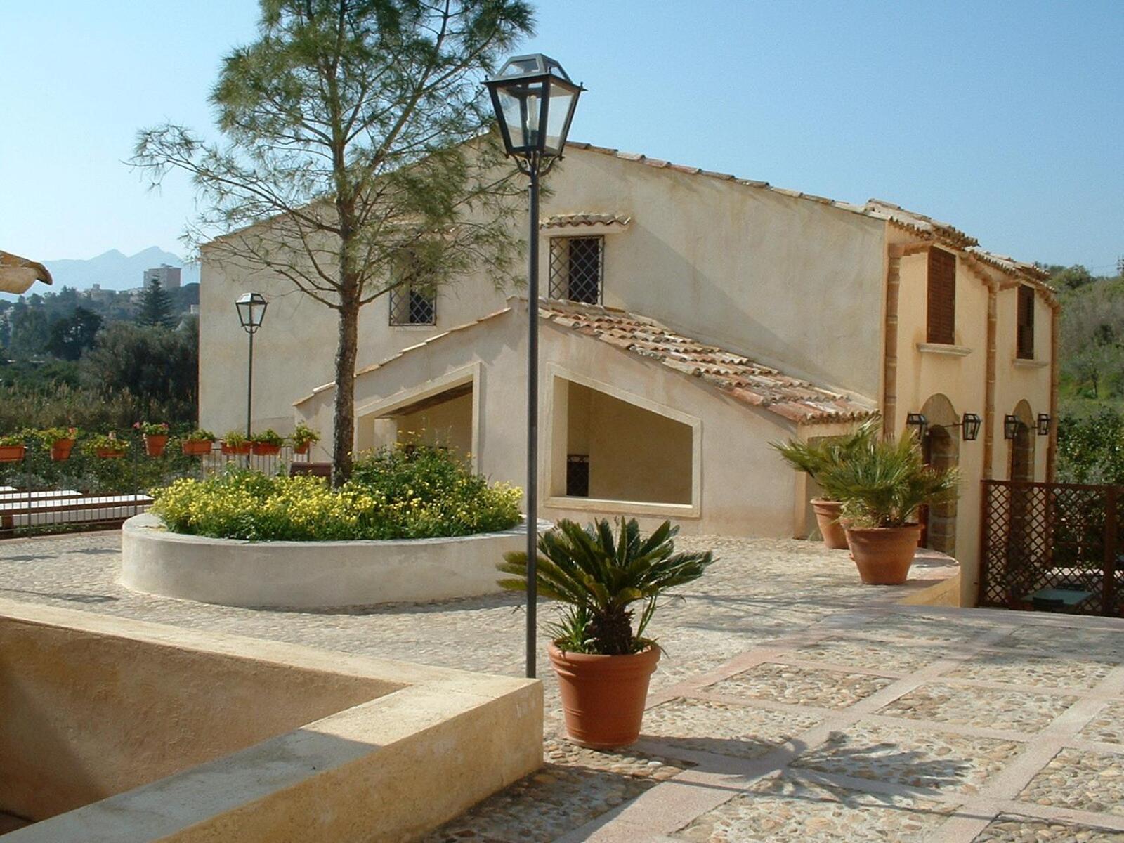 Agriturismo Villa Cefala Санта-Флавия Экстерьер фото